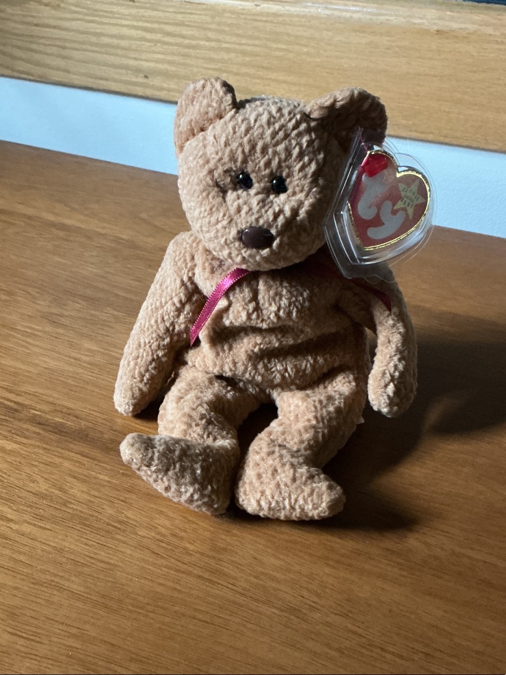 Ty Beanie Baby "Curly" brown bear from 1996